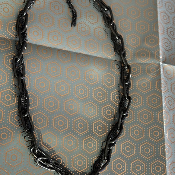 Black chain necklace with a touch of gothic flair #gothicjewels - Picture 6 of 7